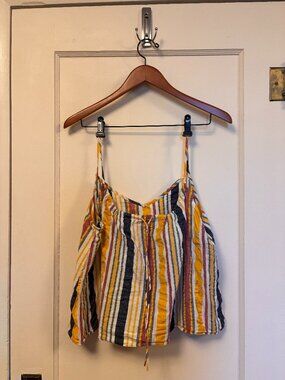Cute Little Vintage Linen Top